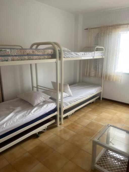 Lindo Apto 2 Dorm - Brisa Mar Guest House กัวรูจา ภายนอก รูปภาพ